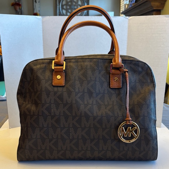 Michael Kors Handbags - Michael Kors Logo Satchel NO CALL OUTS 13” x 10” x 6” Deep